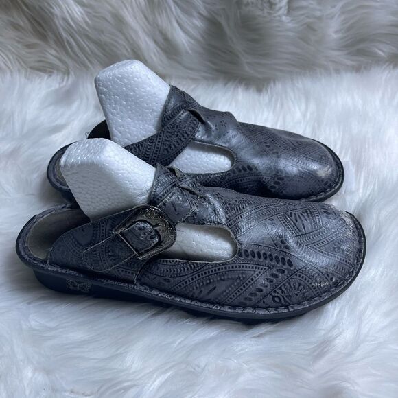 Alegria Shoes - Alegria leather snake skin print clogs with silver tone side buckle EUR SZ40